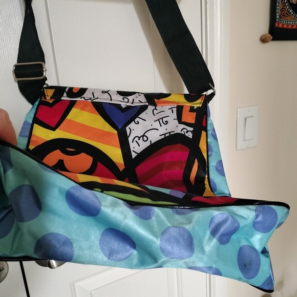 Romero Britto Messenger Bag 339102 Giftcraft 2009 - Picture 8 of 9